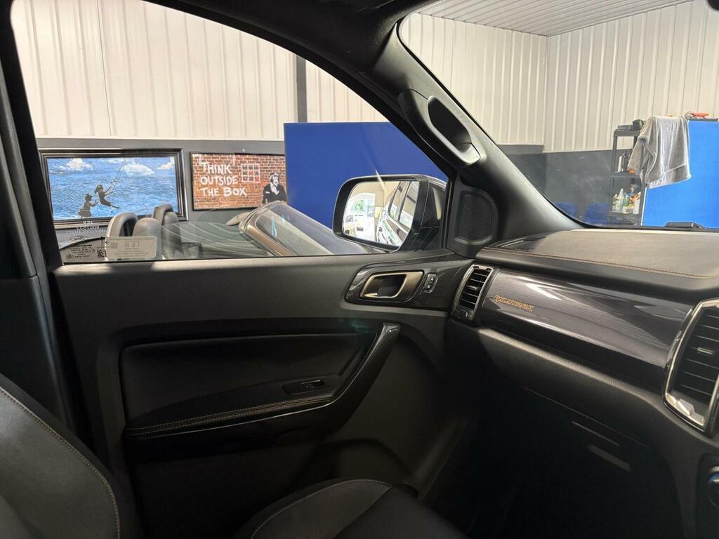 Ford Ranger 2L Wildtrak Silver #39