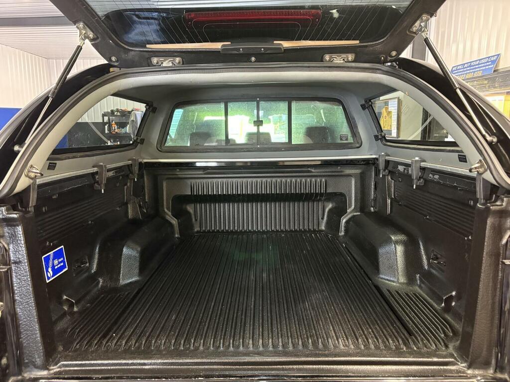 Ford Ranger 2L Wildtrak Silver #22