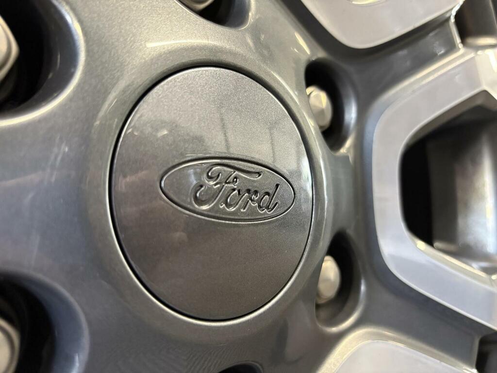 Ford Ranger 2L Wildtrak Silver #11