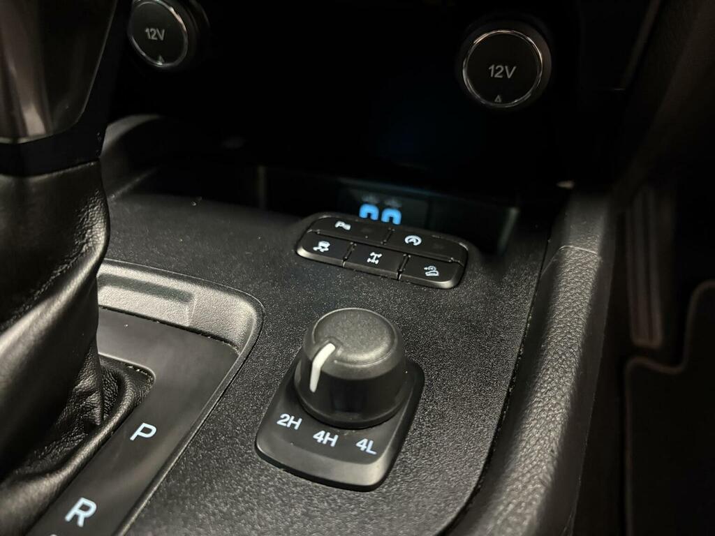 Ford Ranger 2L Wildtrak Silver #37