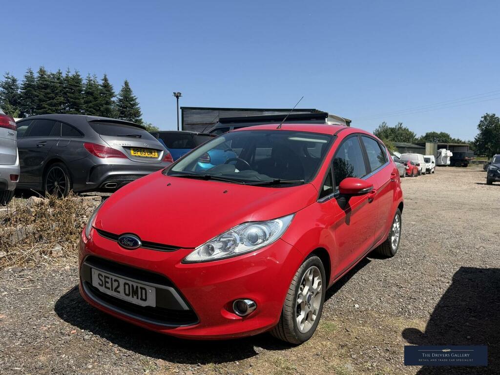 Ford Fiesta 1.25 Zetec Red