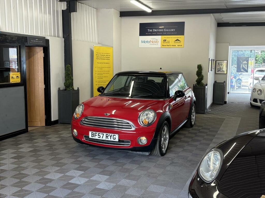Mini Hatch 1.6 Cooper Euro 4 Red