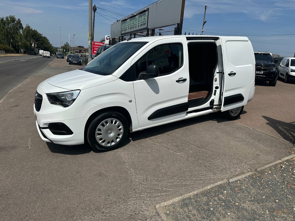 Vauxhall Combo Turbo D 2300 Sportive Panel Van L2 H White #8