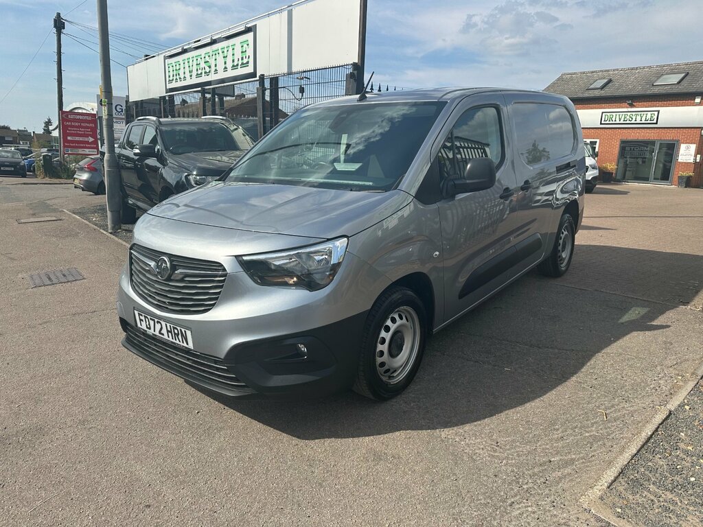 Vauxhall Combo 1.5 Turbo D 2300 Prime Panel Van 6Dr Grey #4
