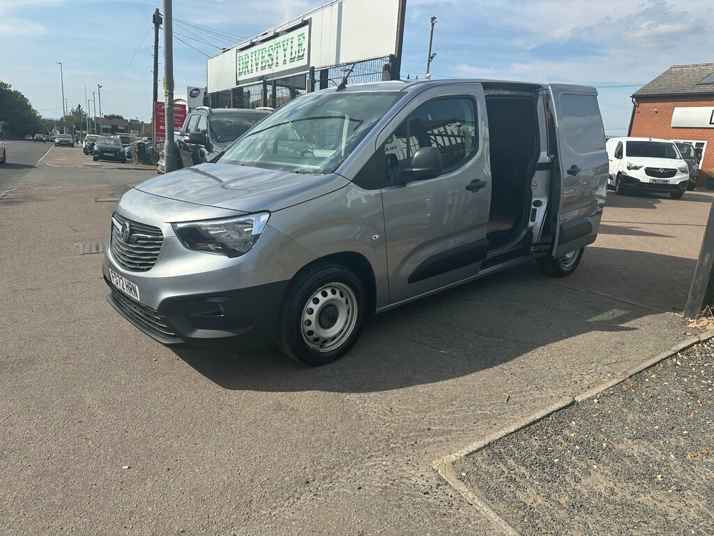 Vauxhall Combo 2300 100Kw Dynamic 50Kwh H1 Van 11Kwch White #11