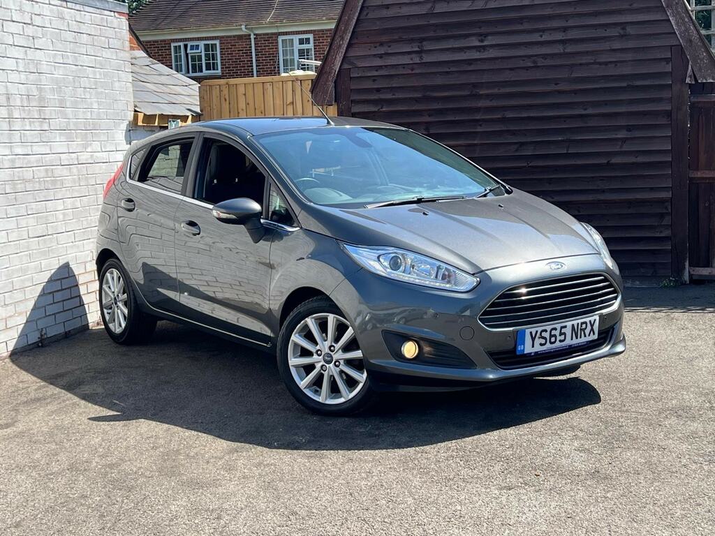 Ford Fiesta 1.0T Ecoboost Titanium Euro 6 Ss Grey