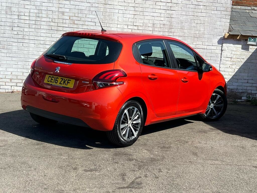 Peugeot 208 1.2 Puretech Xs White Euro 6 CE16ZKF Orange #5