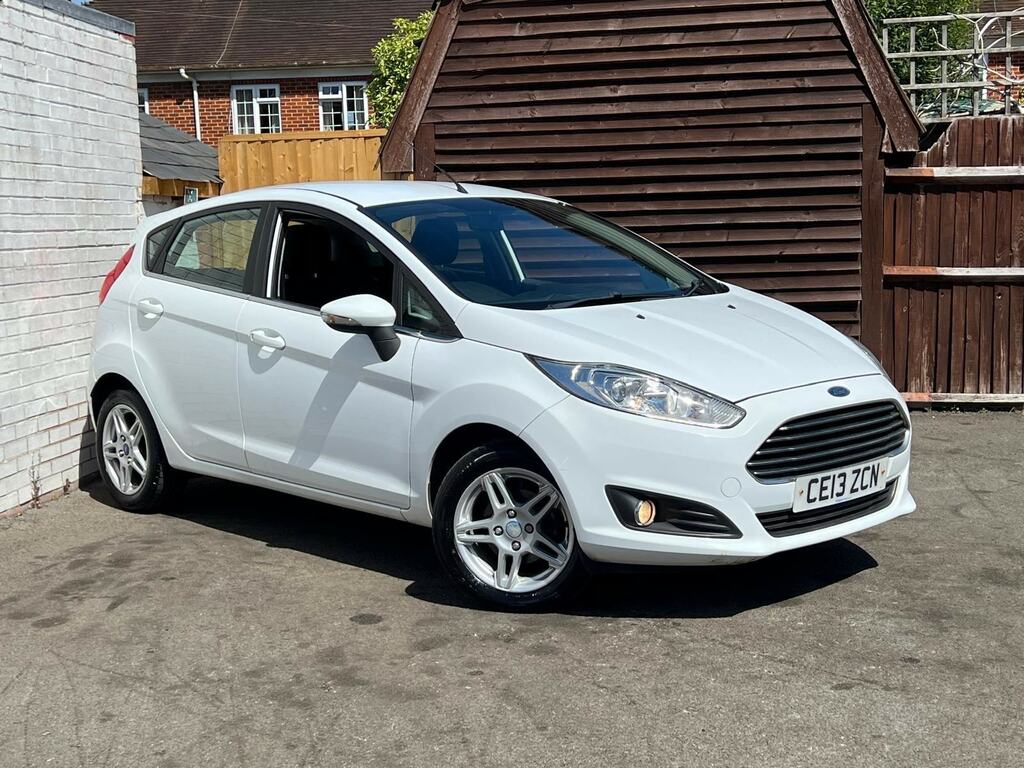 Ford Fiesta 1.6 Zetec Powershift Euro 5 White