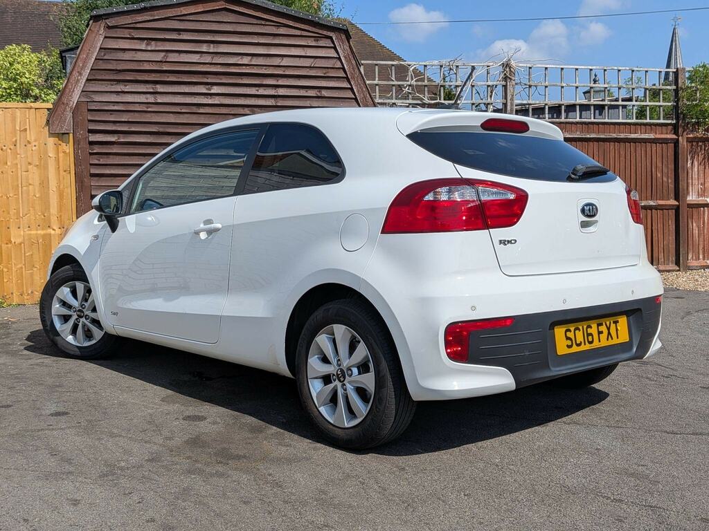 Kia RIO 1.25 Sr7 Euro 6 White #4