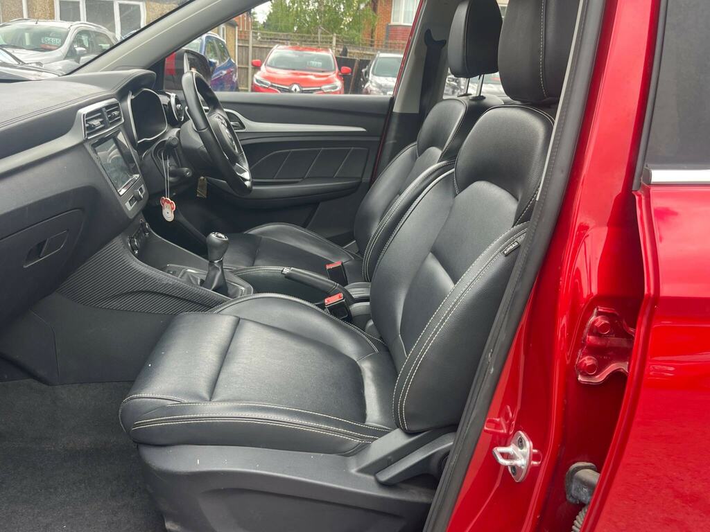 MG ZS 1.5 Vti-tech Excite Black #23