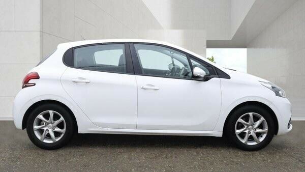 Peugeot 208 1.2 Puretech Active Euro 6 White #6
