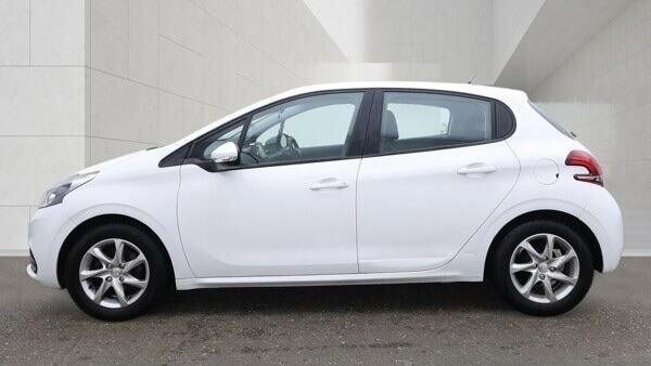 Peugeot 208 1.2 Puretech Active Euro 6 White #4