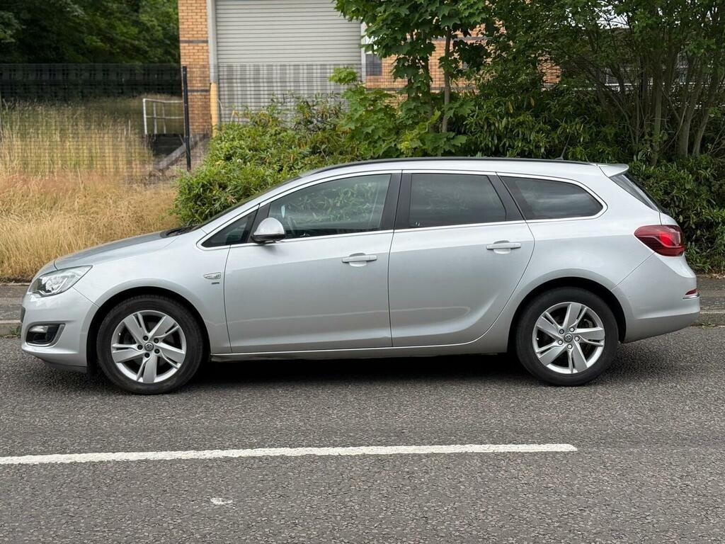 Vauxhall Astra 1.6 Cdti Ecoflex Sri Sports Tourer Euro 6 Ss VA15DLJ Silver #3