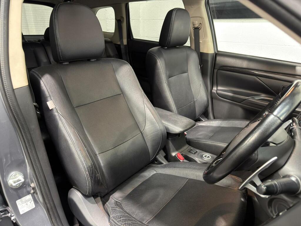 Mitsubishi Outlander 2.0H 12Kwh Gx4hs Cvt 4Wd Euro 6 Ss Black #18