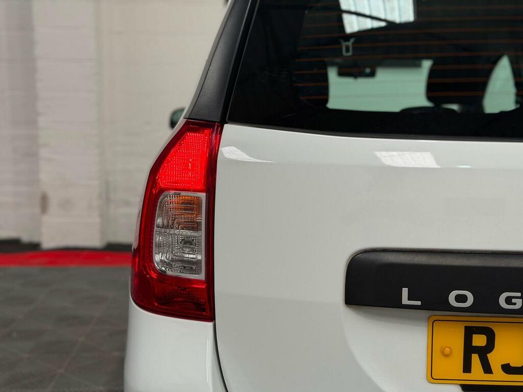 Dacia Logan 0.9 Laureate Tce Estate Spec-white-20 Tax-great F White #29