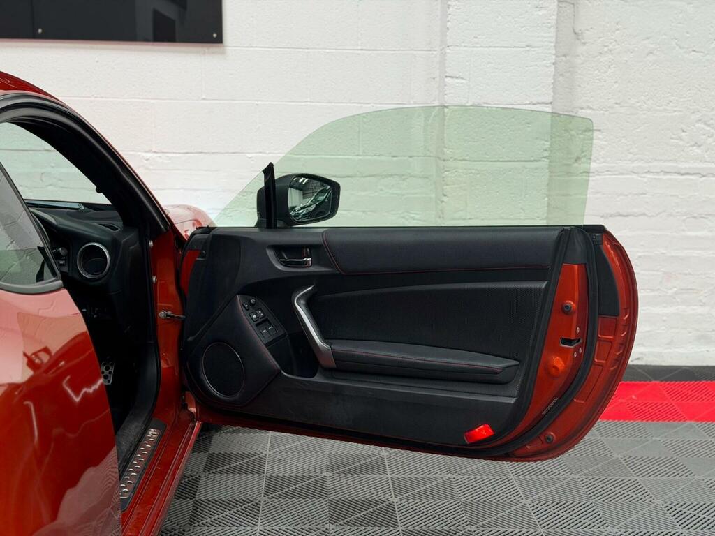 Toyota GT86 2.0 3-Dr Orange #14