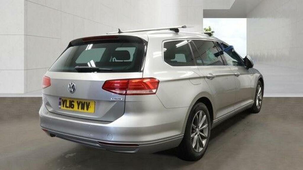 Volkswagen Passat 2.0 Tdi Bluemotion Tech Se Business Euro 6 Ss 5 Silver #4