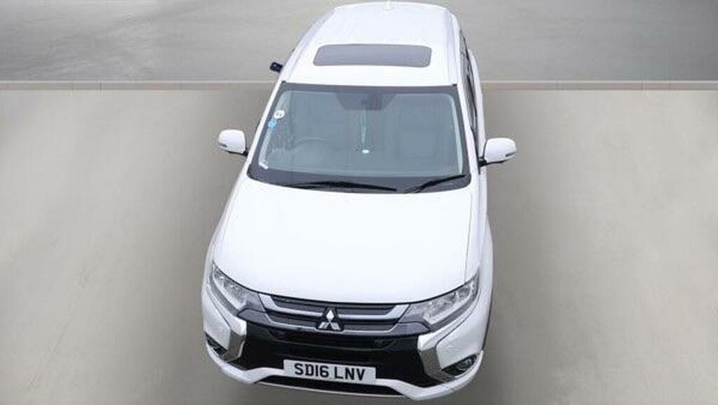 Mitsubishi Outlander Red #7