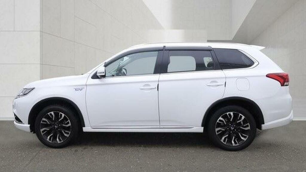 Mitsubishi Outlander 2.0H 12Kwh Gx4hs Cvt 4Wd Euro 6 Ss White #6
