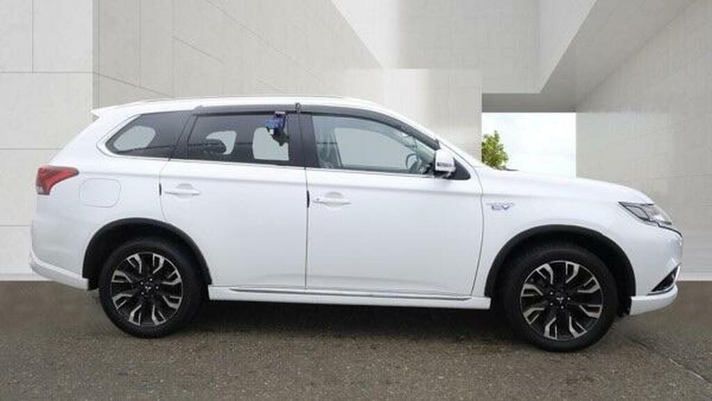 Mitsubishi Outlander 2.0H 12Kwh Gx4hs Cvt 4Wd Euro 6 Ss White #5