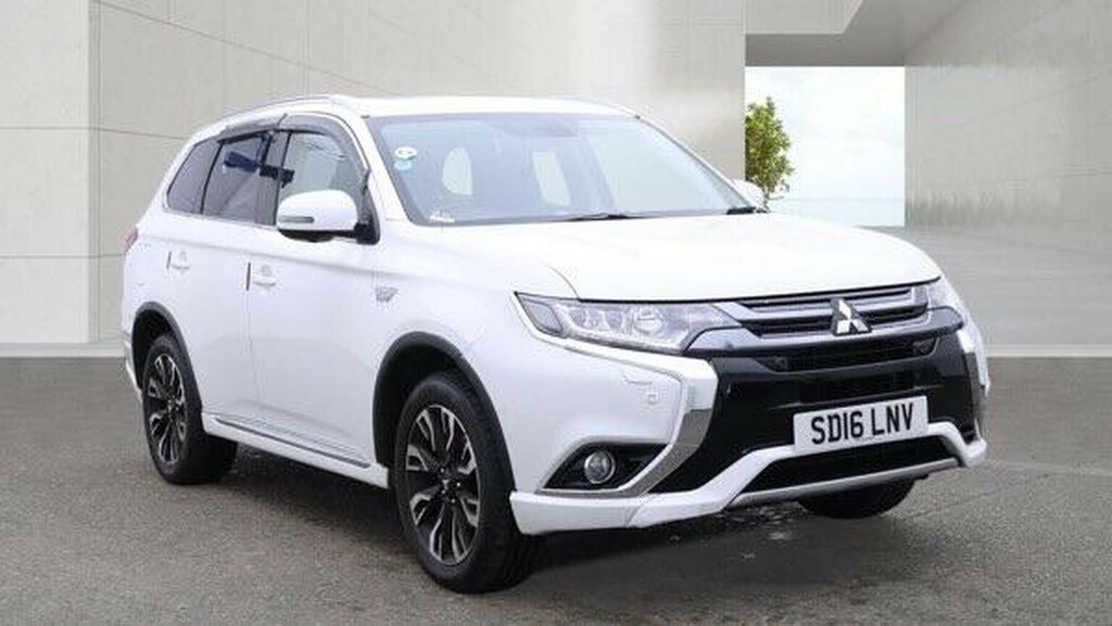 Mitsubishi Outlander 2.0H 12Kwh Gx4hs Cvt 4Wd Euro 6 Ss White