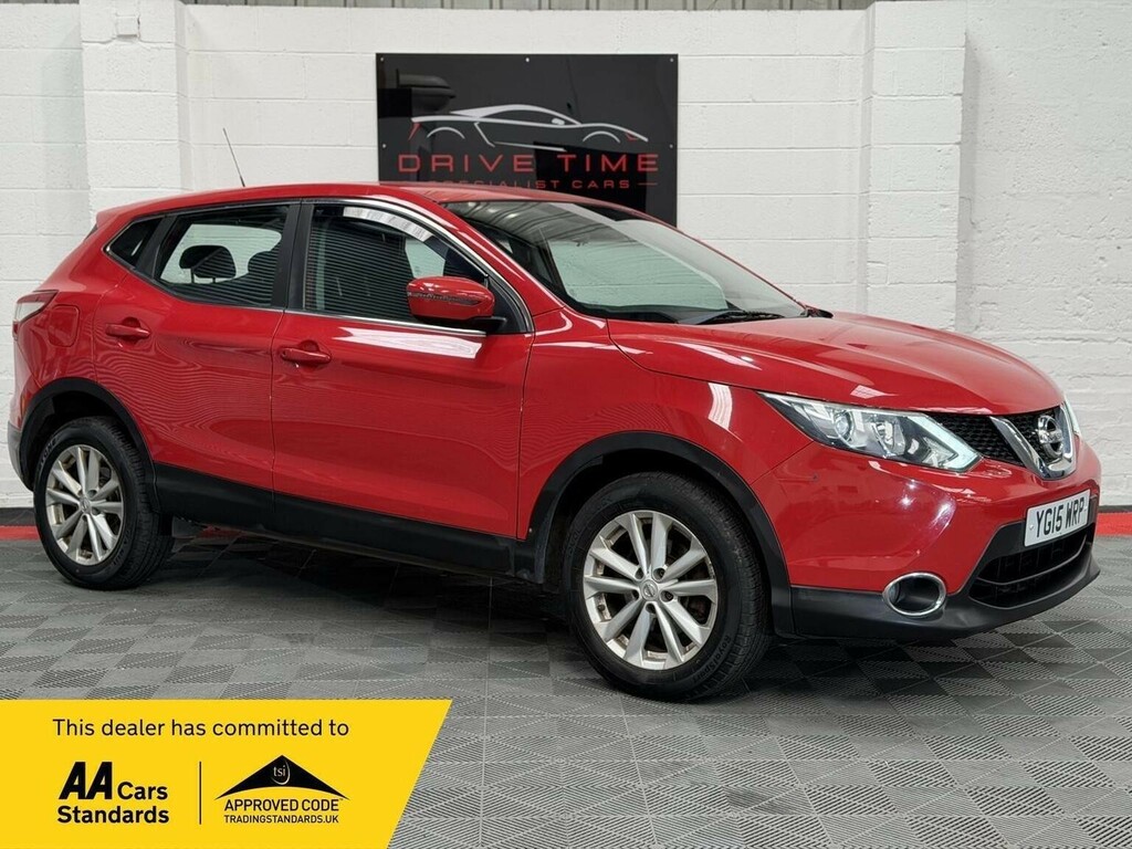 Nissan Qashqai 1.5 Dci Acenta 2Wd Euro 5 Ss Red