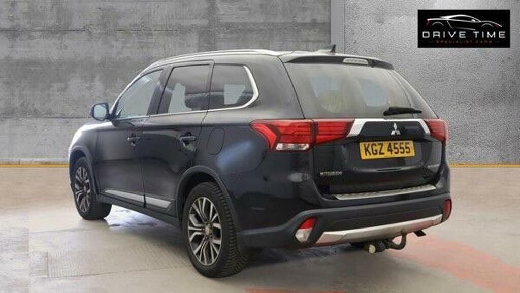 Mitsubishi Outlander 2.2 Di-d 4 4Wd Euro 6 Ss Black #3