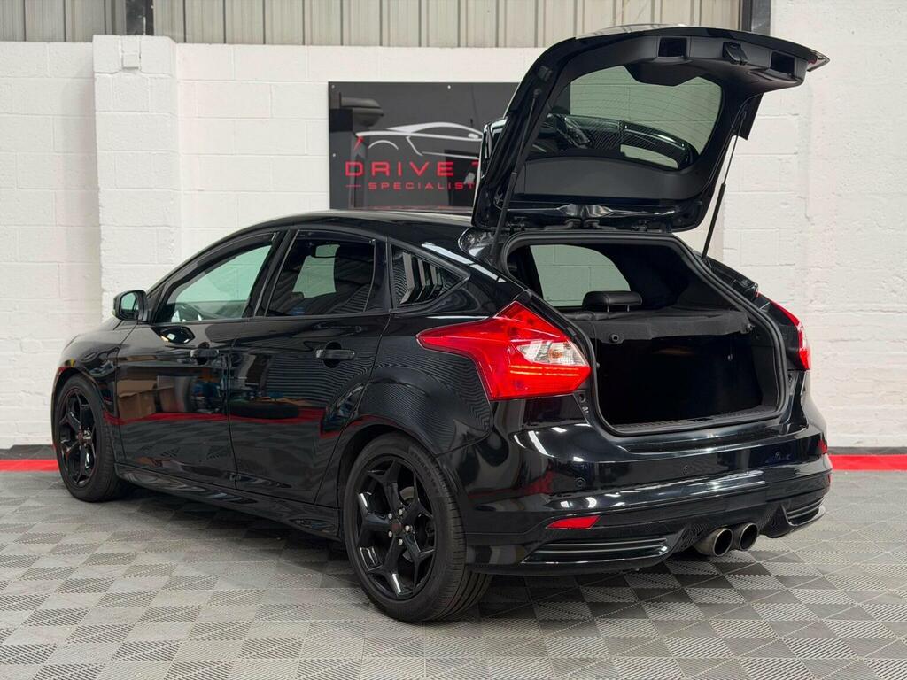 Ford Focus 2.0T Ecoboost St-3 Euro 5 Ss PX14UMW Black #6