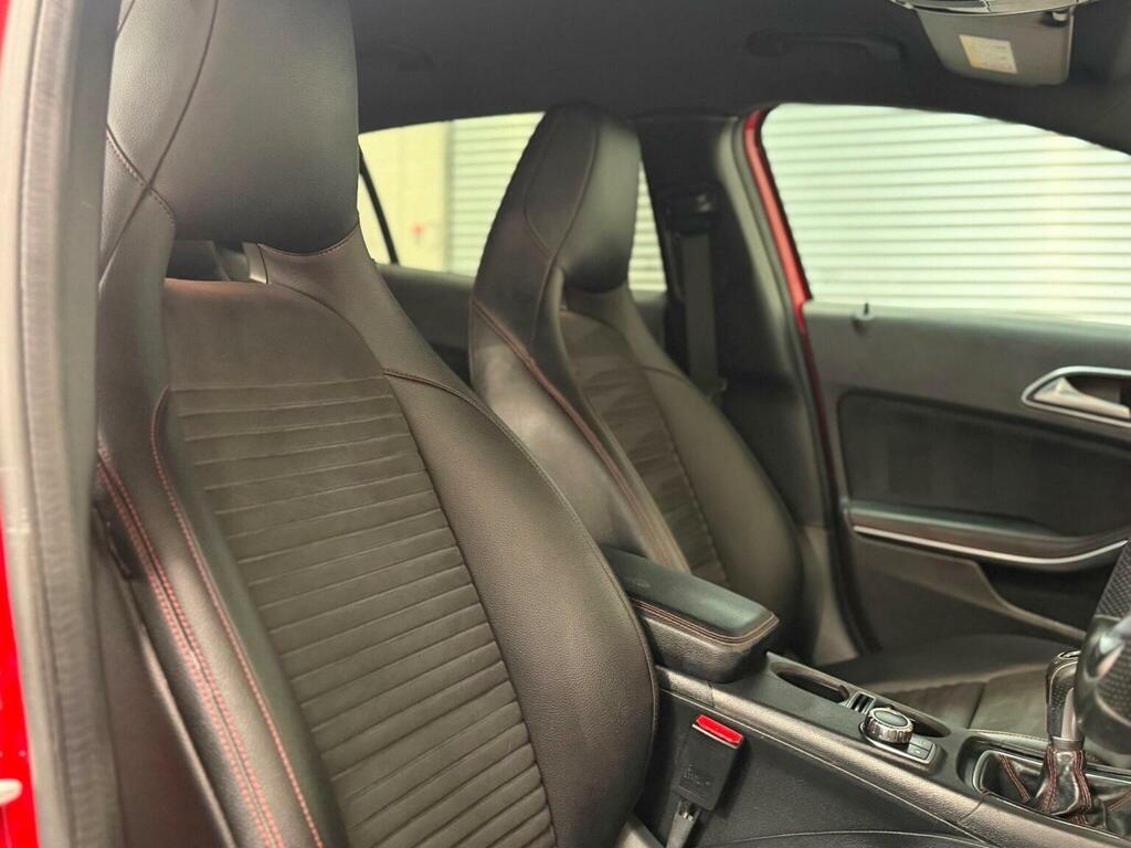 Mercedes-Benz GLA Class Gla 200 D Amg White #14