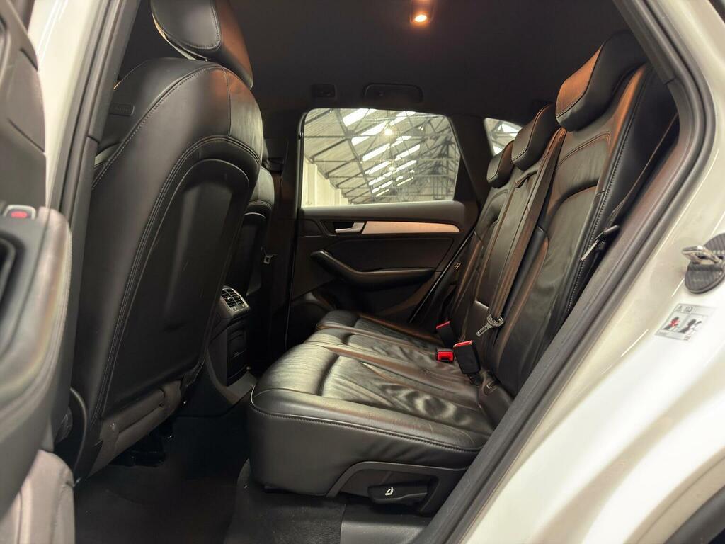 Audi Q5 2.0 Tdi Quattro S Line Plus 175 Bhp Black #20