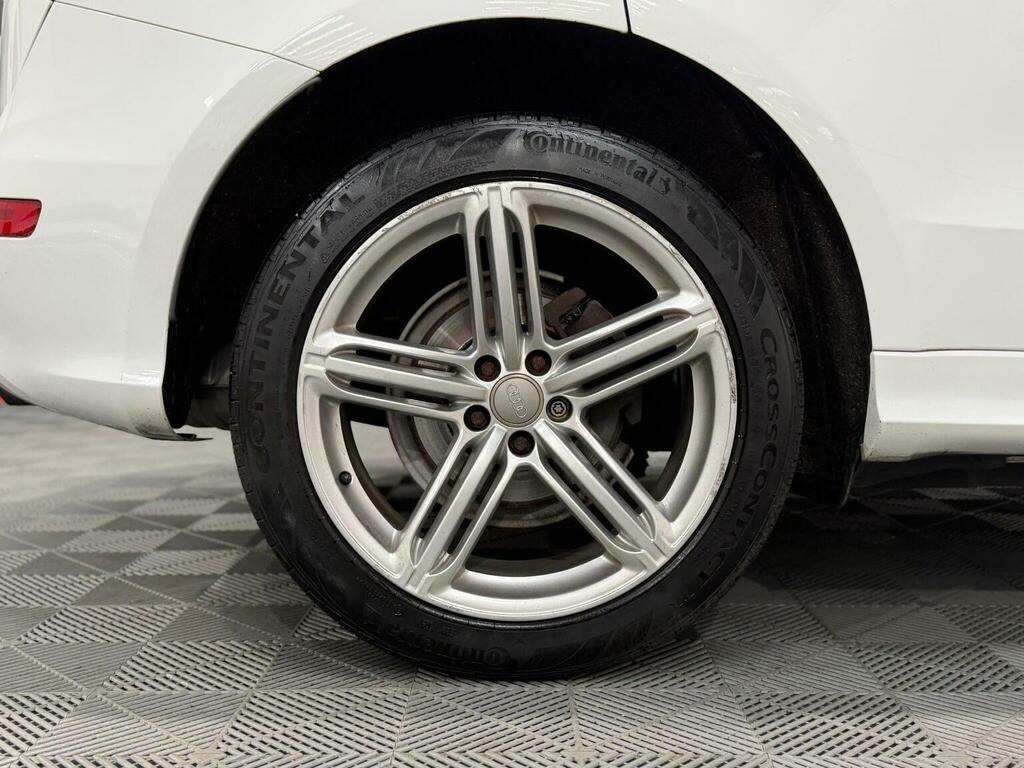 Audi Q5 2.0 Tdi Quattro S Line Plus 175 Bhp Black #29