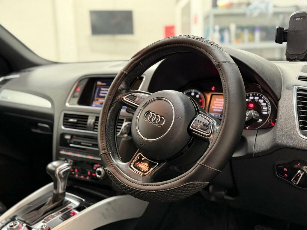 Audi Q5 2.0 Tdi Quattro S Line Plus 175 Bhp Black #44