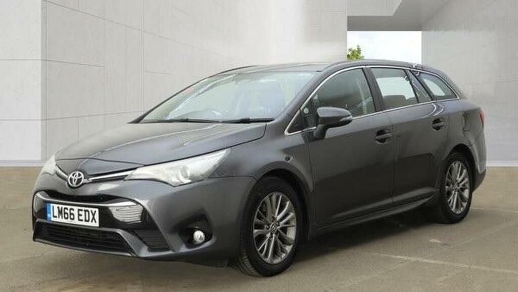 Toyota Avensis 2.0 D-4d Business Edition Touring Sports Euro 6 S Grey #4