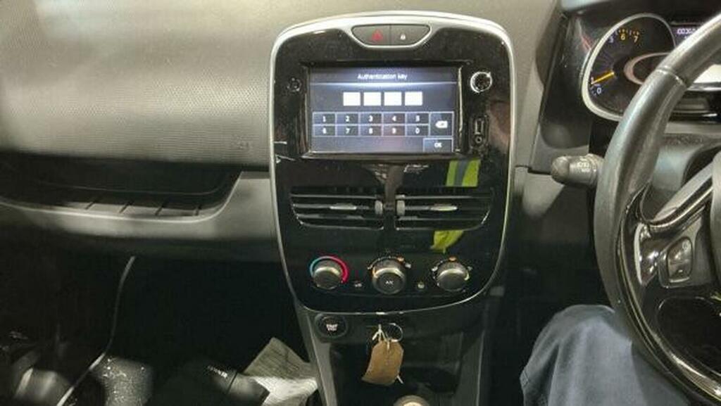 Renault Clio Clio Renault Sport Nav Trophy White #10