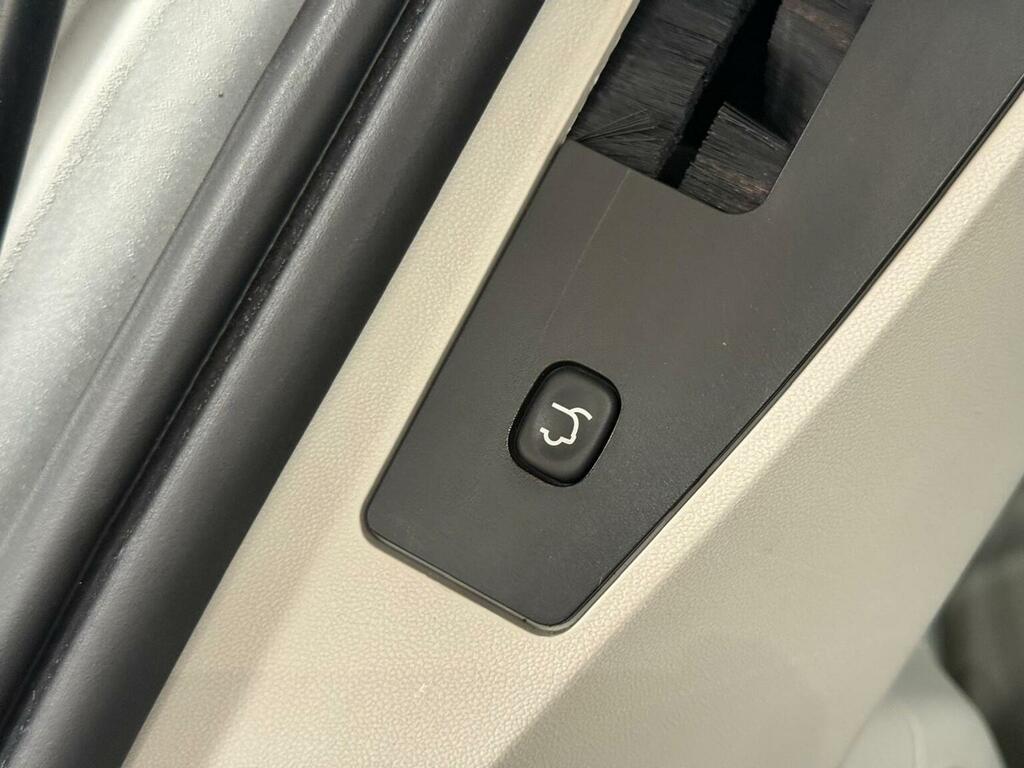 Chrysler Grand Voyager 2.8 Crd Limited Blue #28