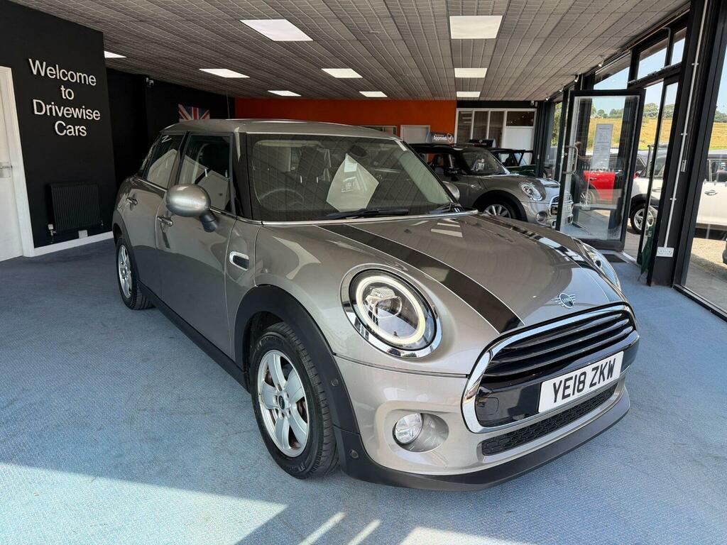 Mini Hatch Hatchback 1.5 Cooper D Steptronic Euro 6 Ss Silver #3