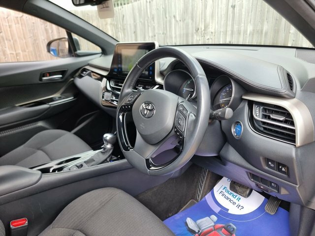 Toyota C-Hr 1.8 Vvt-h Design Suv Hybrid Cvt Euro 6 WS19KWG Silver #2