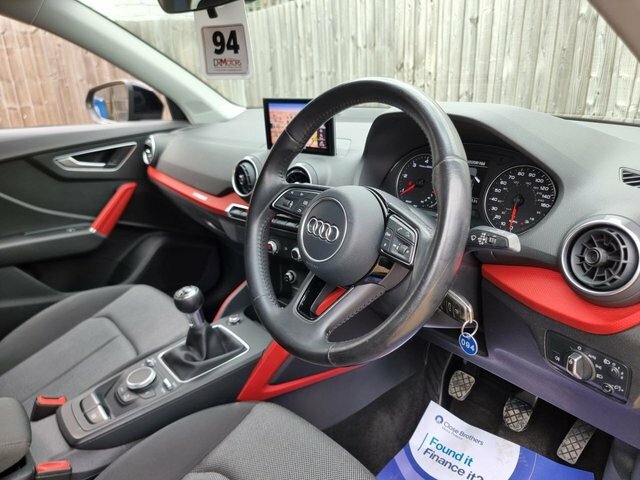 Audi Q2 1.6 Tdi Sport Suv Euro 6 S S Black #2