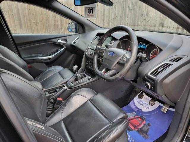 Ford Focus 2.0 Tdci St-3 Hatchback Euro 6 YM16BPX Black #2
