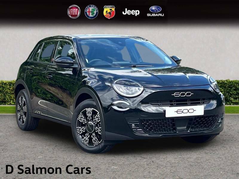 Fiat 600e 54Kwh Red Black