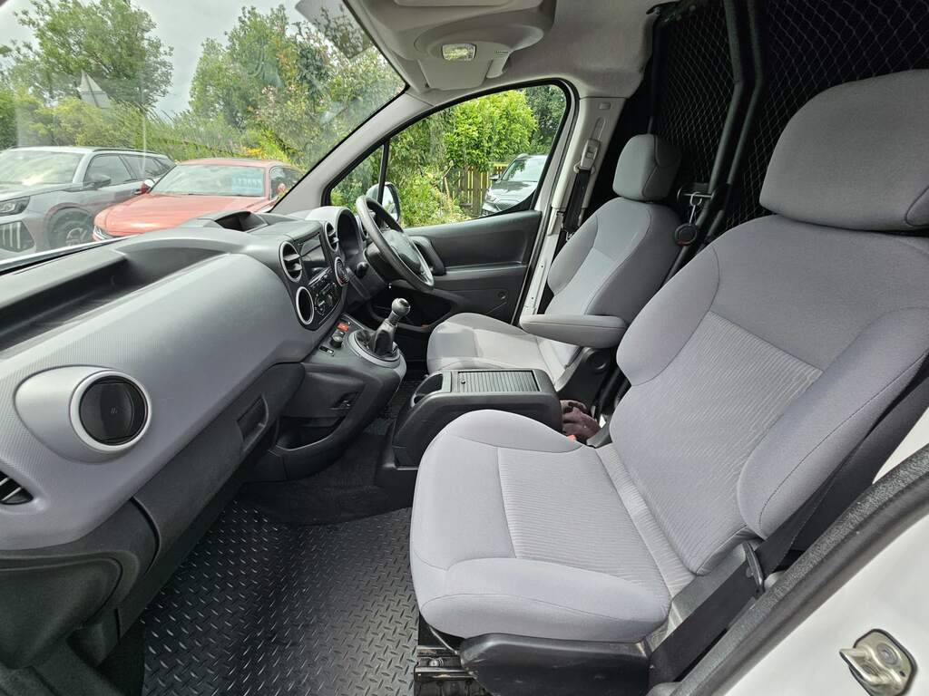 Peugeot Partner  Silver #14