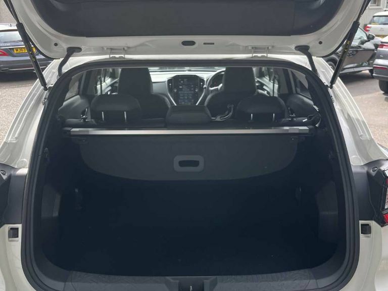 Subaru Crosstrek Hb 2.0I E-boxer Trng Ltrnc Awd White #3