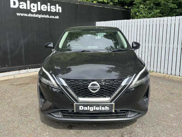 Nissan Qashqai 1.3 Dig-t Mhb 140 Acenta Premium SK71EWE Black #2