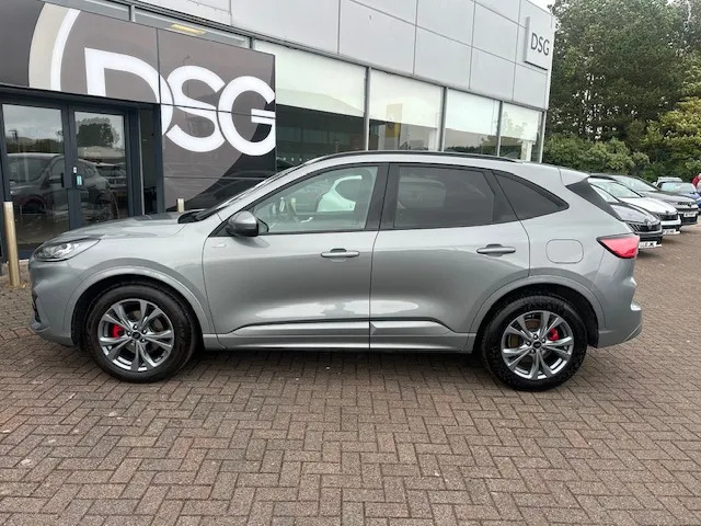 Ford Kuga 1.5 Ecoboost 150 St-line Edition LA23KGP Silver #2