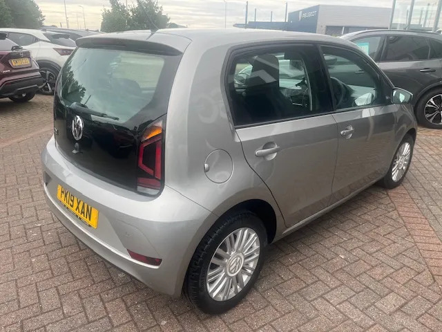 Volkswagen Up 1.0 Move Up Tech Edition Start Stop Silver #5