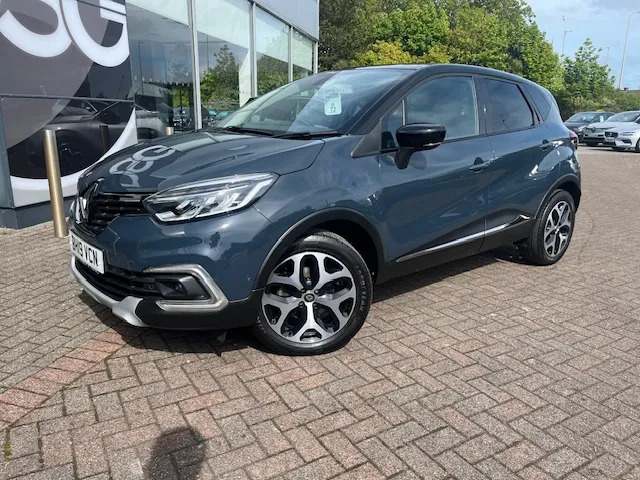 Renault Captur 1.3 Tce 150 Gt Line Edc Black