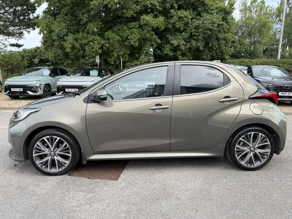 Toyota Yaris 1.5 Hybrid Excel Cvt Brown #4