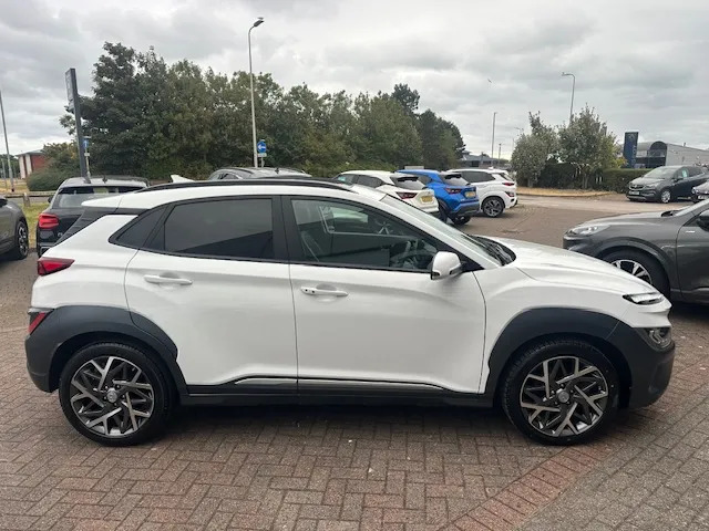 Hyundai Kona 1.6 Gdi Hybrid Ultimate Dct White #5