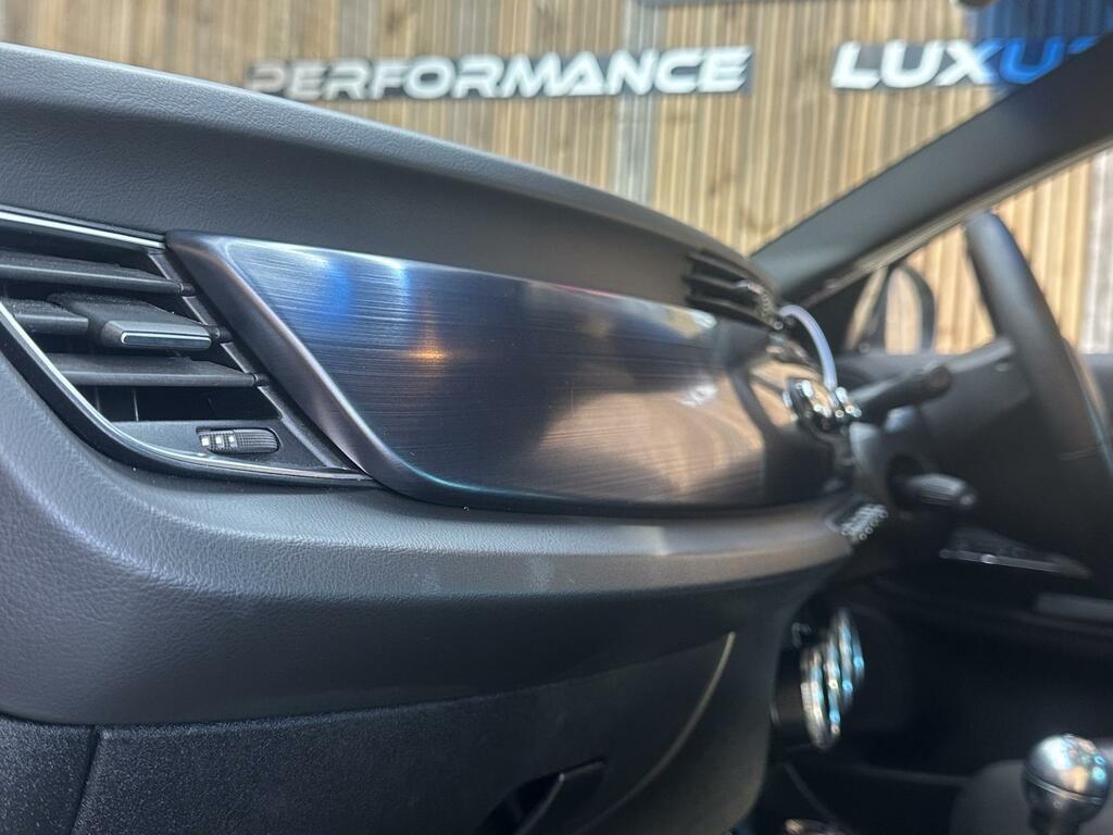 Alfa Romeo Giulietta Hatchback Black #17