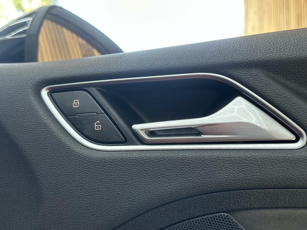 Audi RS3 Hatchback 2.5 Blue #30